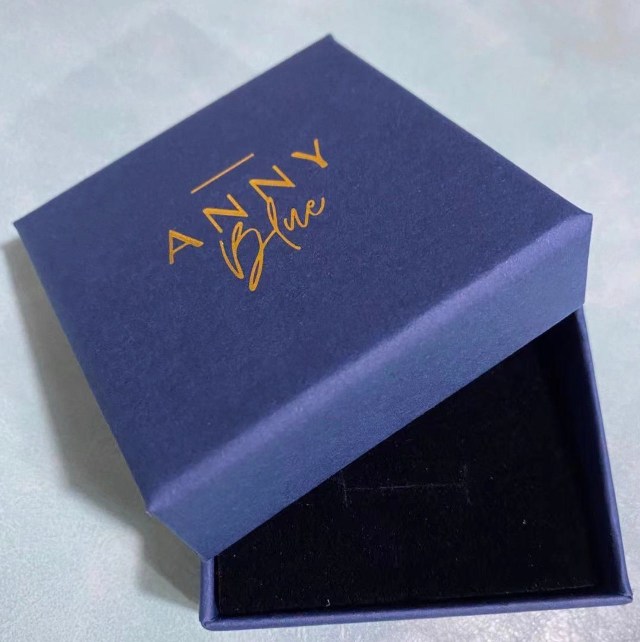 Kette mit klassichem Buchstaben Anhänger Gold Silber Geschenk Freundin Mutter Tochter