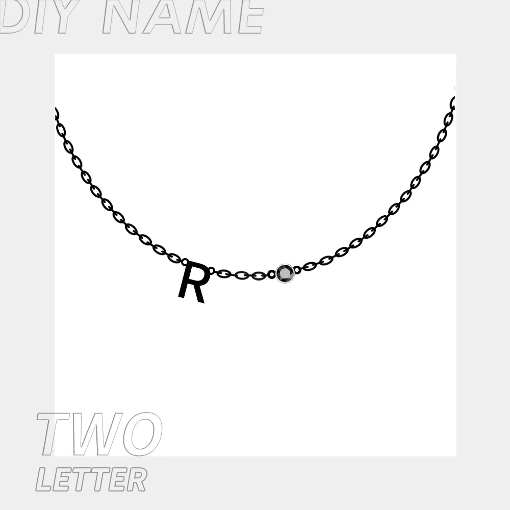 Buchstabenkette mit Geburtssteinen